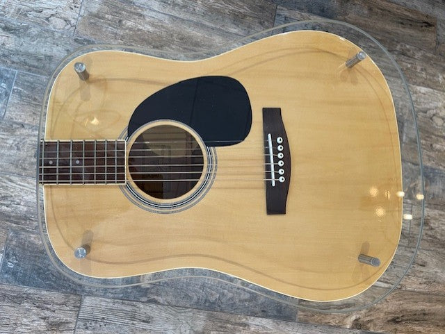 Baja Acoustic Guitar Table