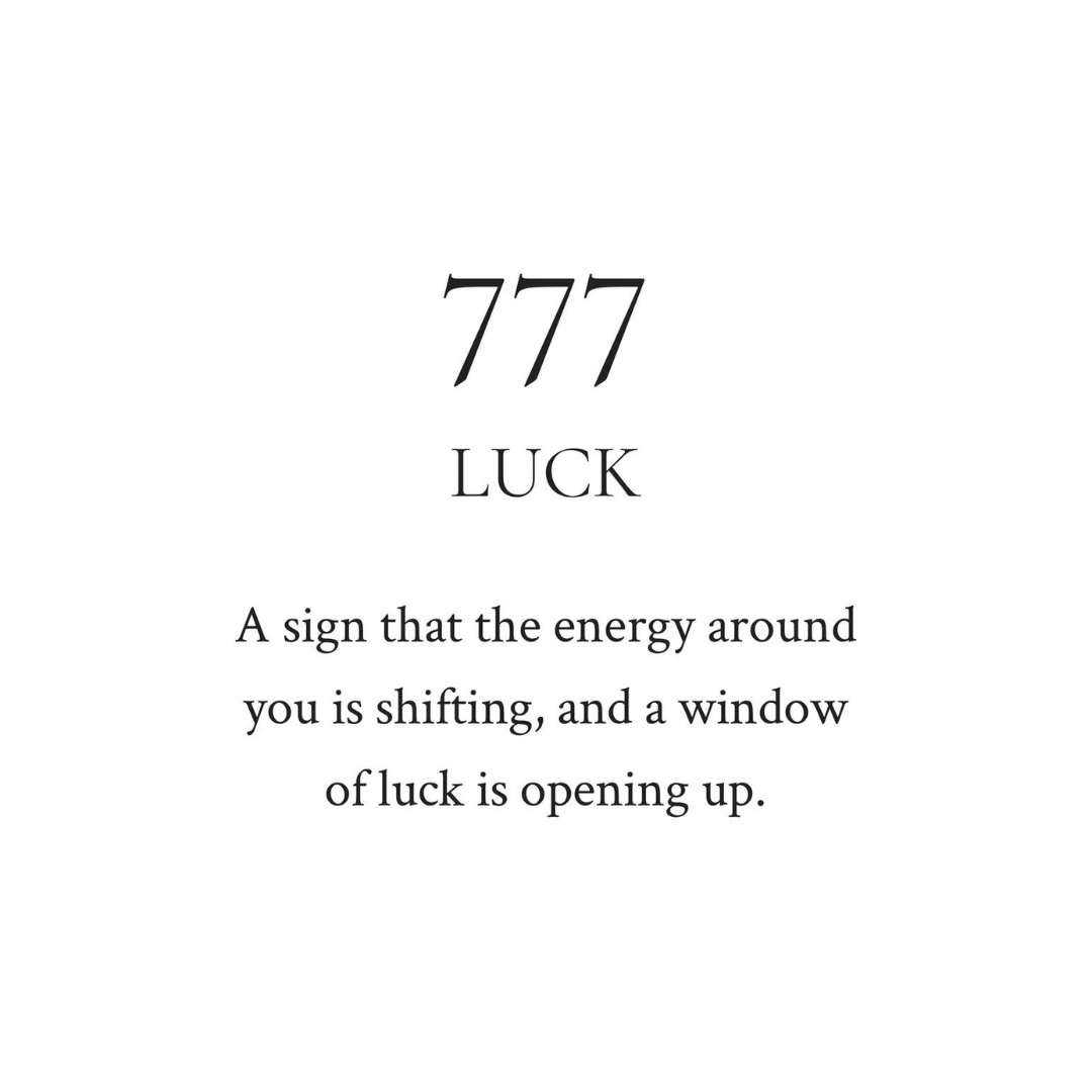 777 - Luck Candle